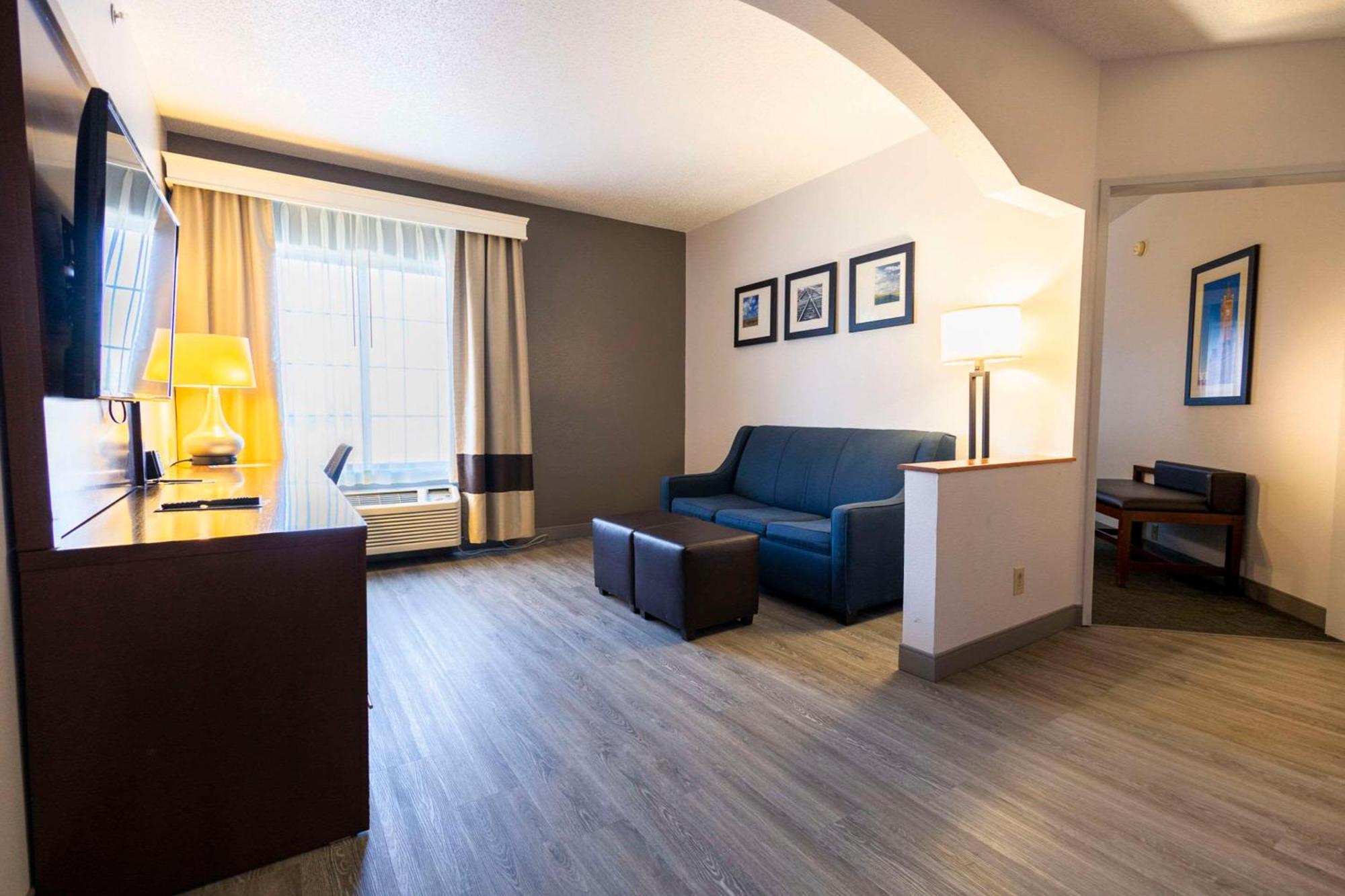 Comfort Hotel 3*