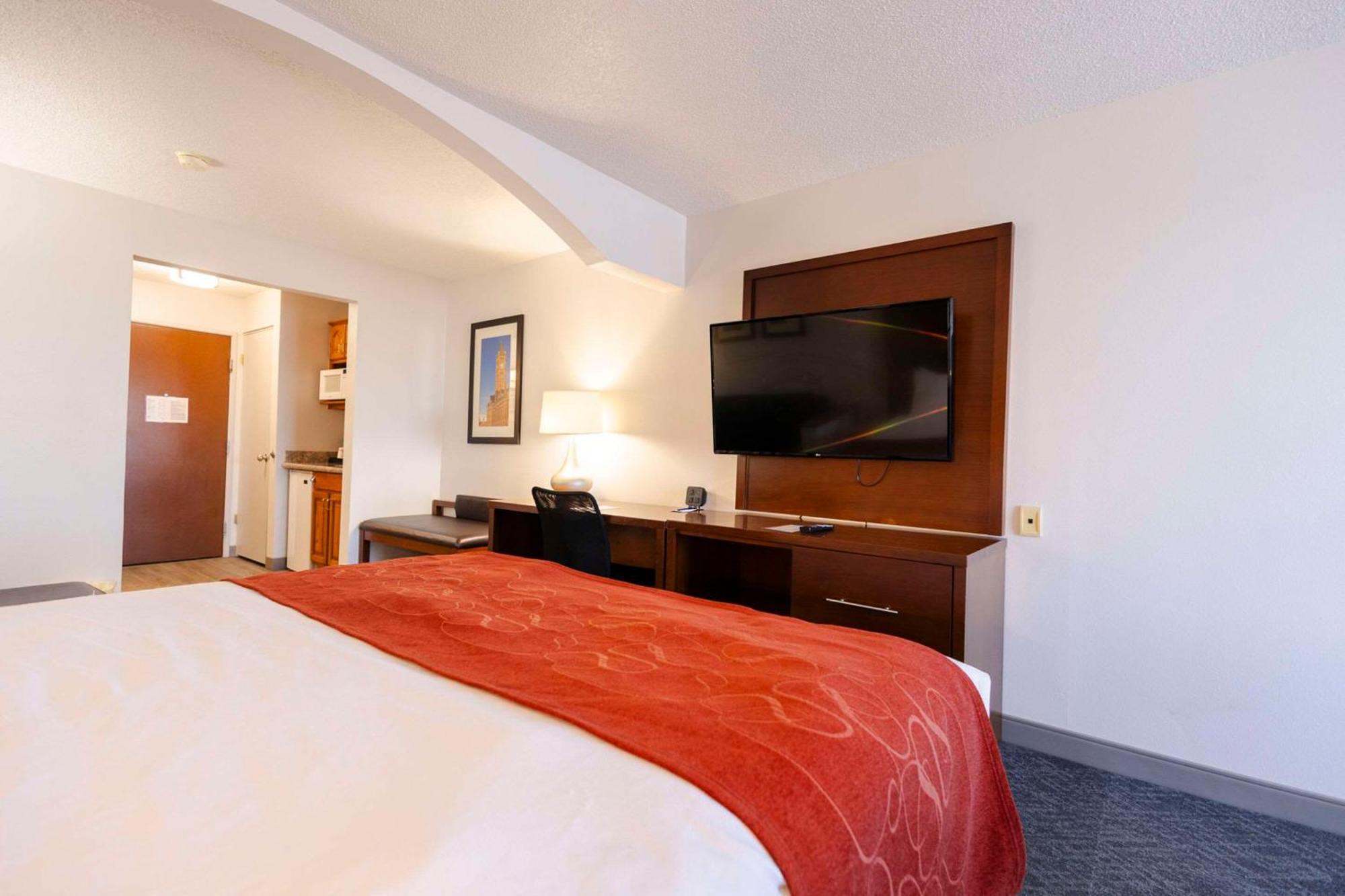 Comfort Hotel 3*